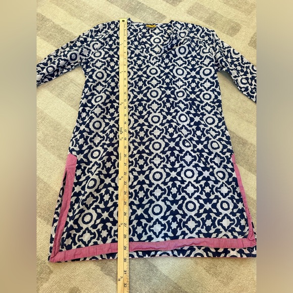 Roberta Roller Rabbit Women’s Geometric Blue, White, Pink Tunic (Size XS) - Picture 6 of 8